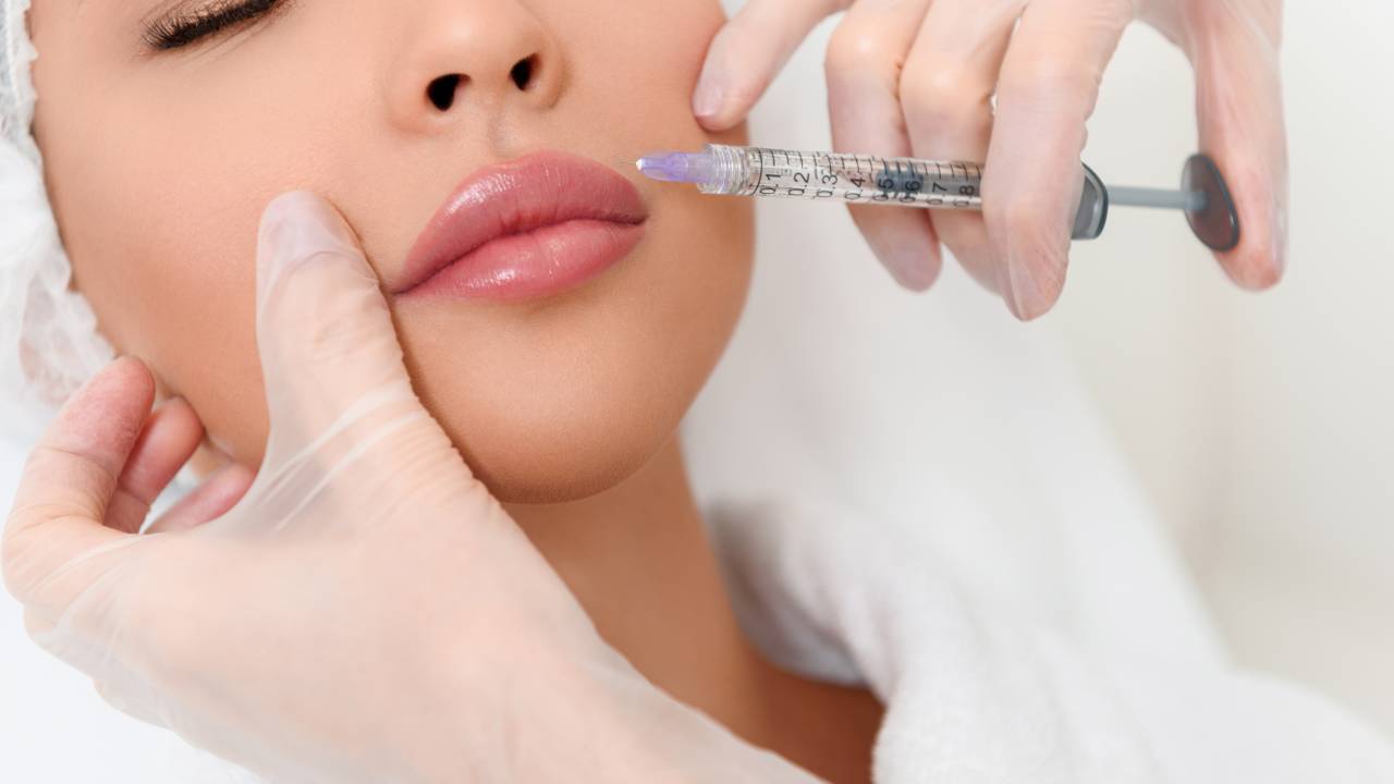 Preenchimento facial com dentistas em Juiz de Fora na Odontoclamp
